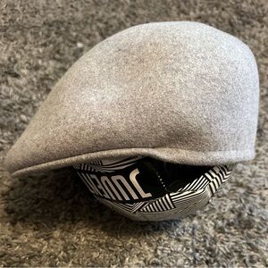 Bruno Capelo Gray Wool Flat Cap Newsboy